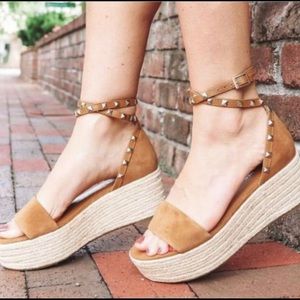 Marc Fisher Studded Espadrilles - Like New! 7 1/2